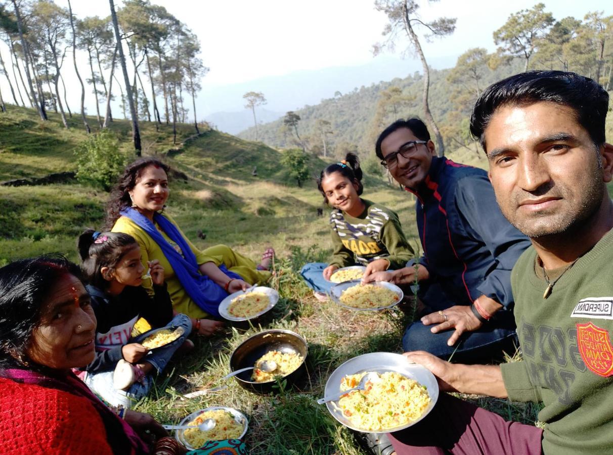 Shree Home Stay Dwarahat Buitenkant foto